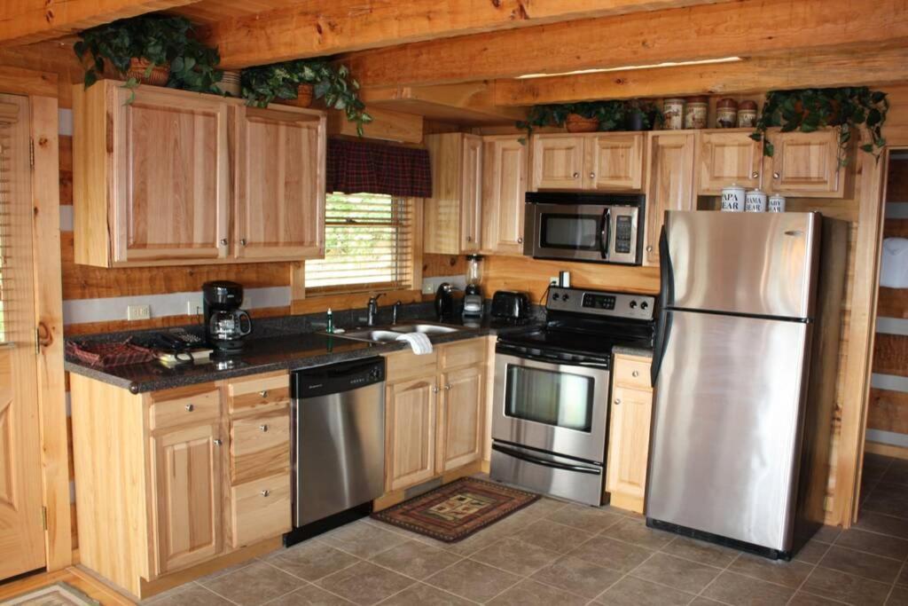 View! Private! Hot Tub,Pool Table,Fireplace,Relax! Sevierville Exterior photo