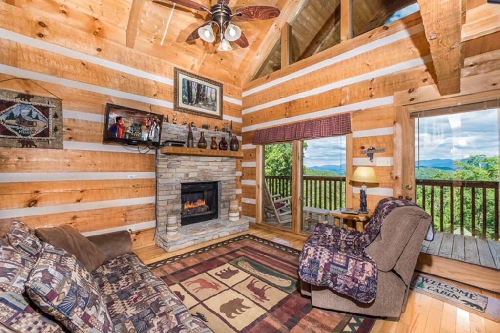 View! Private! Hot Tub,Pool Table,Fireplace,Relax! Sevierville Exterior photo